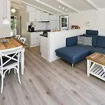 Holiday home 5 Person In Oksbol-by Traum Dyreby