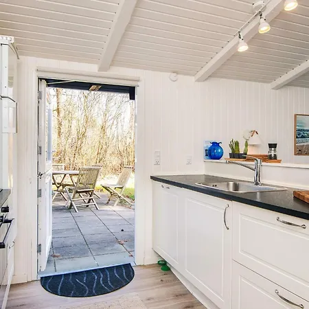 5 Person In Oksbol-by Traum *